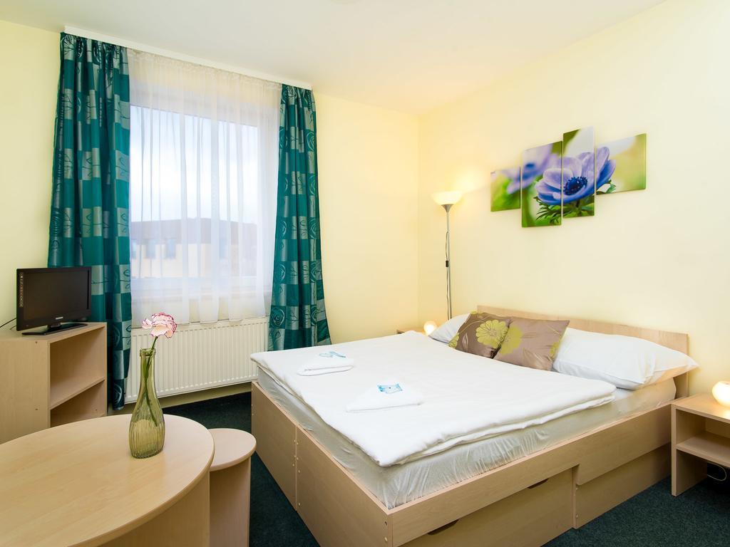 Hotel Brilliant Praga Exterior foto